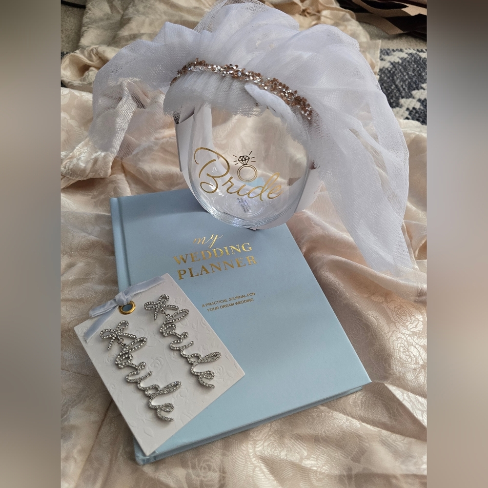 Francesca's Collections Bride To Be Wedding Bundle BRAND NEW!